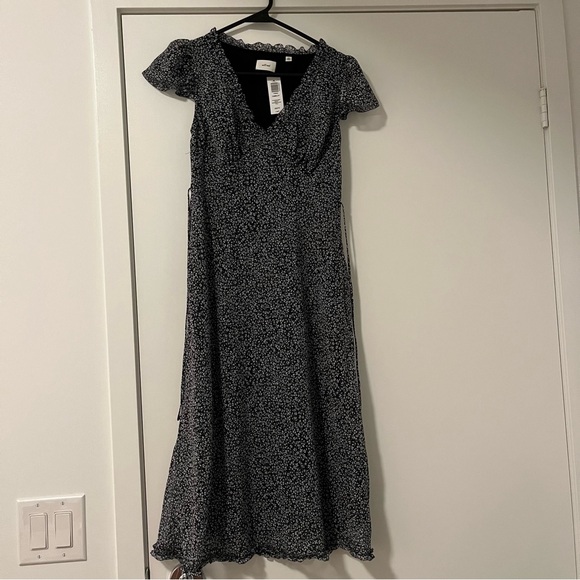 Aritzia Wilfred Camelot Dress - Picture 6 of 6